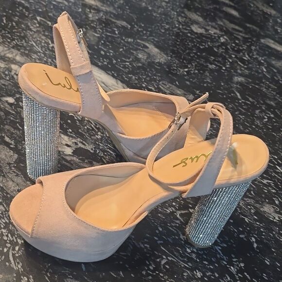 BRAND NEW KAMILA SUEDE PLATFORM RHINESTONE ANKLE STRAP HEELS SANDAL - Picture 10 of 15